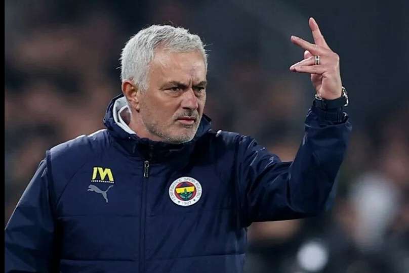 4-2爆冷！狂怒绝杀，穆帅用胜利打脸全欧？